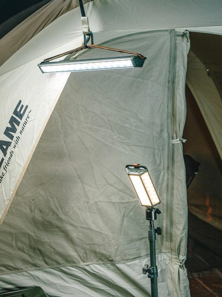 Claymore 3Face Neo30 Review showing two lighting modes during tent setup