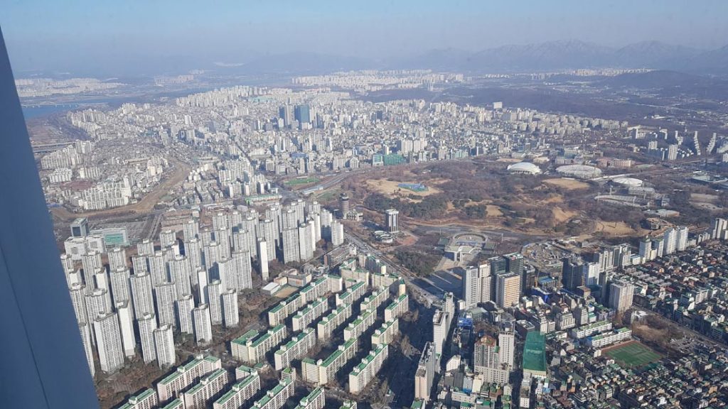 Panoramic view of Seoul from the Lotte World Tower observatory