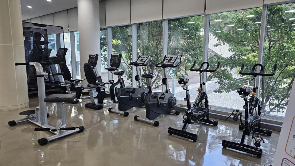 Clean and spacious interior of a modern gym in South Korea